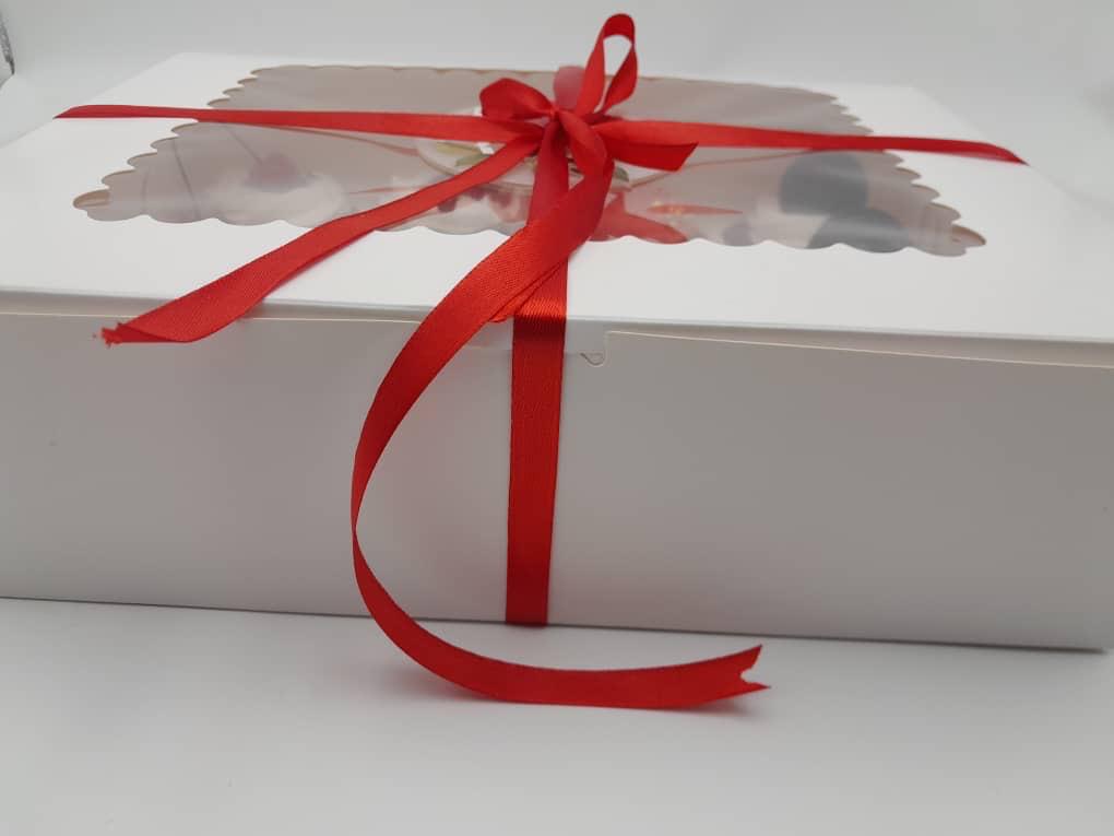 Signature Gift Box Packaging