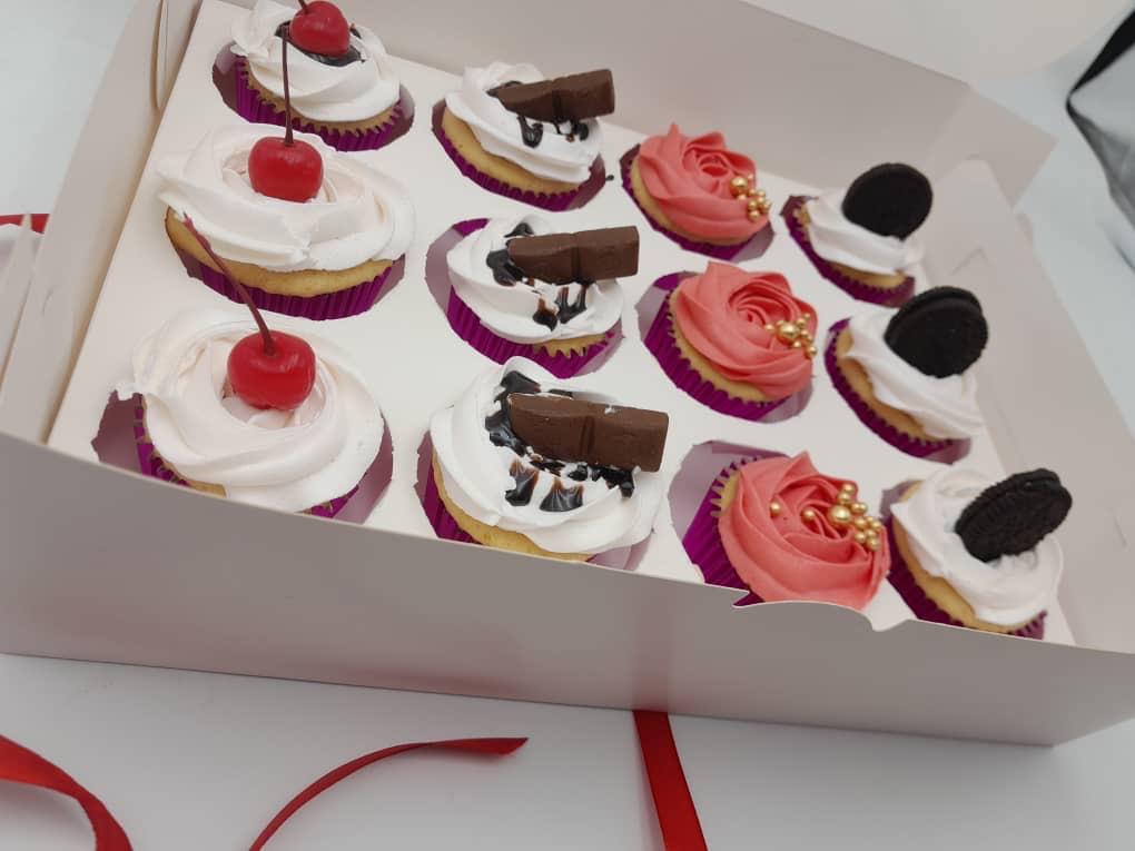 Assorted Cupcake Box