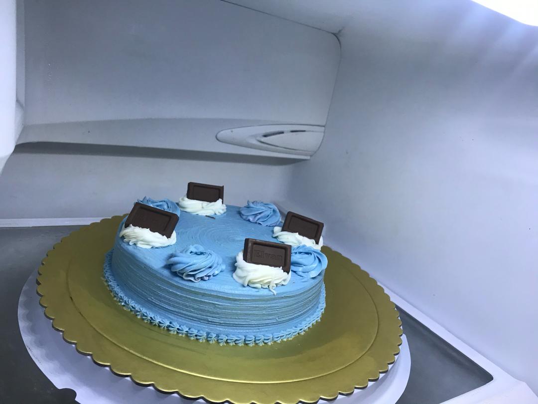 Blue Chocolate Square Cake